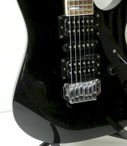 Guitare électrique Gio Ibanez GRG170DX fabriqué en  Indonésie