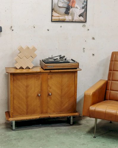 Gustave, le petit buffet en bois N°382