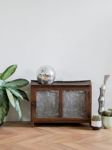 Guy, le garde-manger en bois N°23