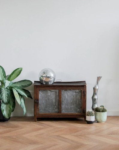 Guy, le garde-manger en bois N°23