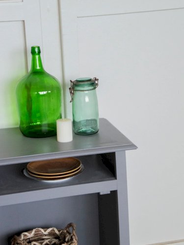 Guy, le garde-manger gris en bois N°24