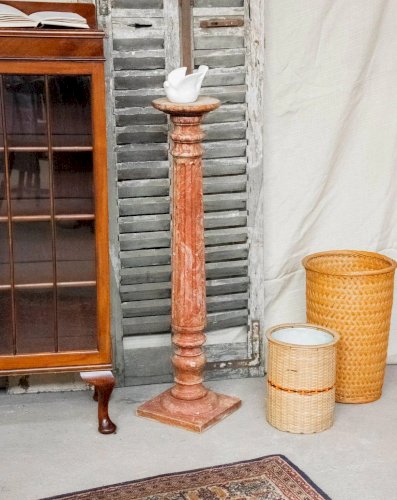 Hanna, la colonne en bois N°728