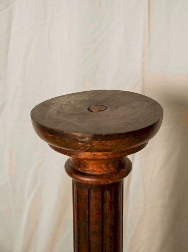 Hanna, la colonne en bois N°754