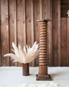 Hanna, la colonne en chêne sculpté N°794