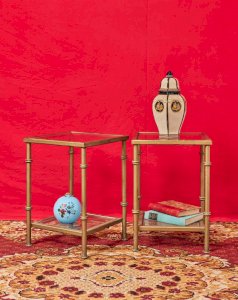 Hanna, the pair of glass and brass side tables N°820