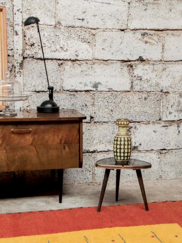 Hanna, la petite table d'appoint noire N°674