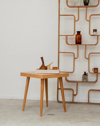 Hanna, la table d'appoint en bois clair N°498