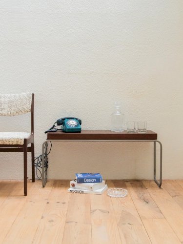 Hanna, la table d'appoint en bois et métal N°699