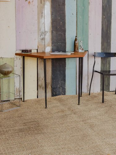 Hanna, la table d'appoint en bois et métal N°818