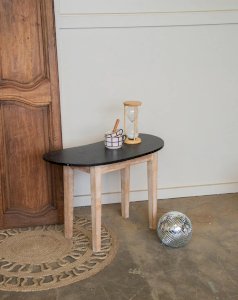 Hanna, the wooden side table No. 248