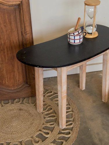 Hanna, la table d'appoint en bois N°248