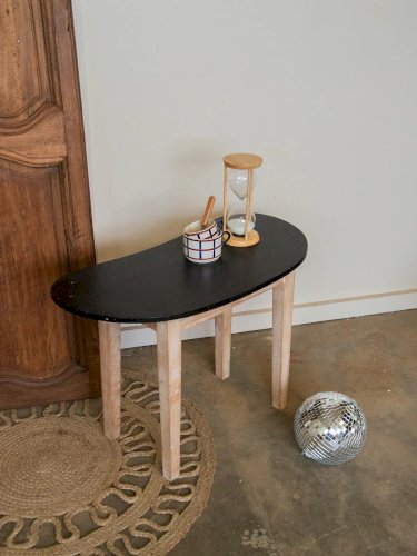 Hanna, la table d'appoint en bois N°248