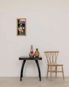 Hanna, the N°49 wooden side table