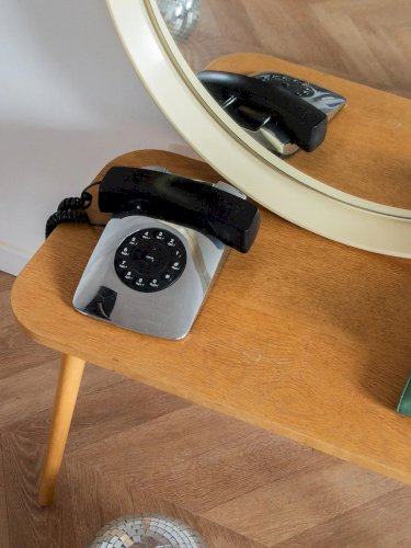 Hanna, la table d'appoint en bois N°592