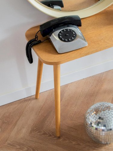 Hanna, la table d'appoint en bois N°592