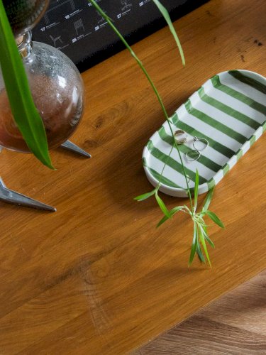 Hanna, la table d'appoint en bois N°595