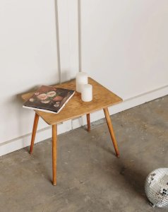 Hanna, the wooden side table No. 62