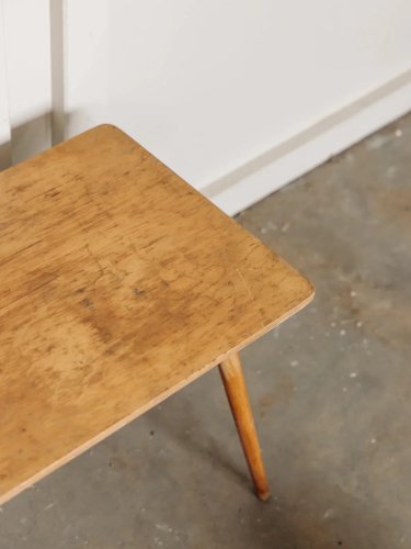 Hanna, la table d'appoint en bois N°62