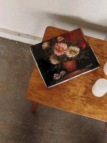 Hanna, la table d'appoint en bois N°62