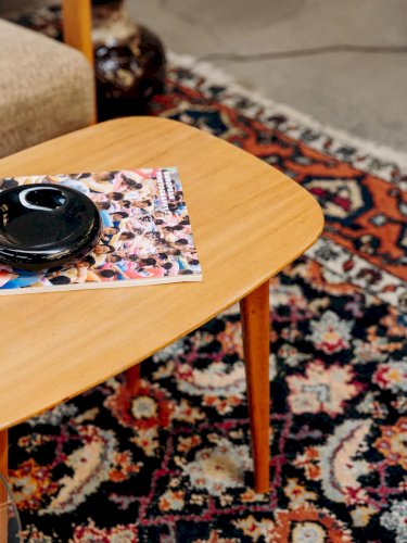 Hanna, la table d'appoint en bois N°659