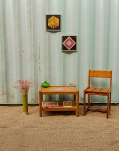 Hanna, the wooden side table No. 739