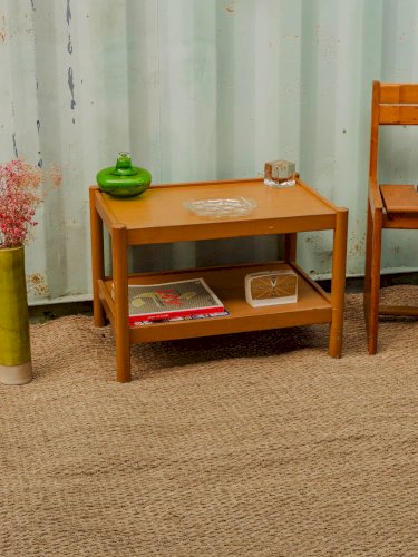 Hanna, la table d'appoint en bois N°739