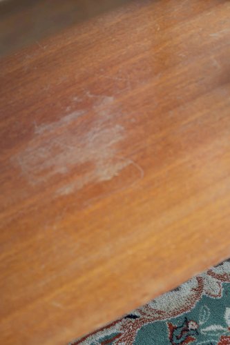 Hanna, la table d'appoint en bois N°759