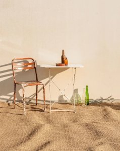 Hanna, the iron side table No. 747