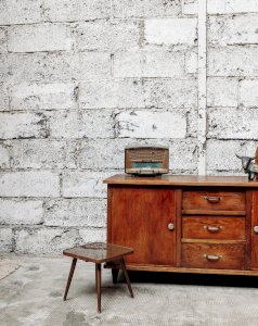 Hanna, the Formica side table No. 397