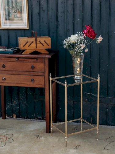 Hanna, la table d'appoint en laiton N°508