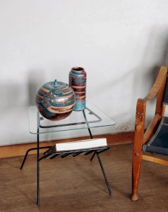 Hanna, the metal side table No. 249