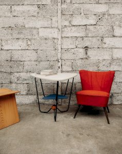 Hanna, the metal side table No. 308