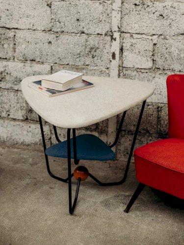 Hanna, la table d'appoint en métal N°308