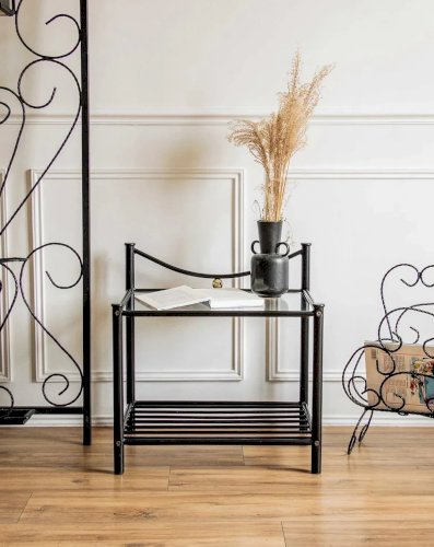 Hanna, la table d'appoint en métal N°484