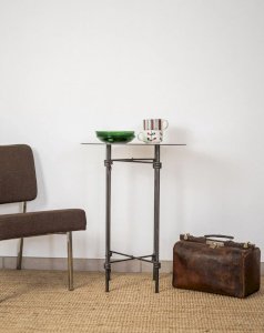Hanna, the metal side table No. 628