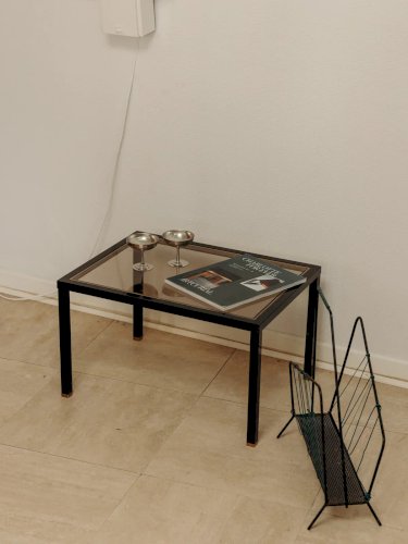 Hanna, la table d'appoint en métal N°643