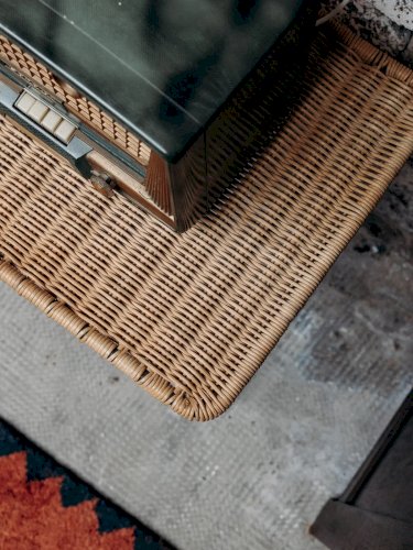 Hanna, la table d'appoint en osier N°572