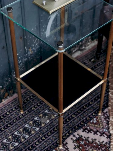 Hanna, la table d'appoint en verre N°201