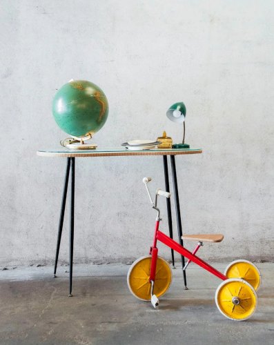 Hanna, la table d'appoint en verre N°574