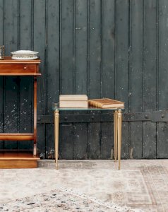 Hanna, the glass side table N°580