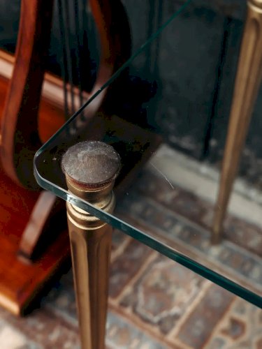 Hanna, la table d'appoint en verre N°580