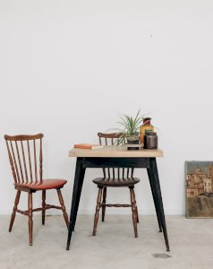 Hanna, the side table No. 75