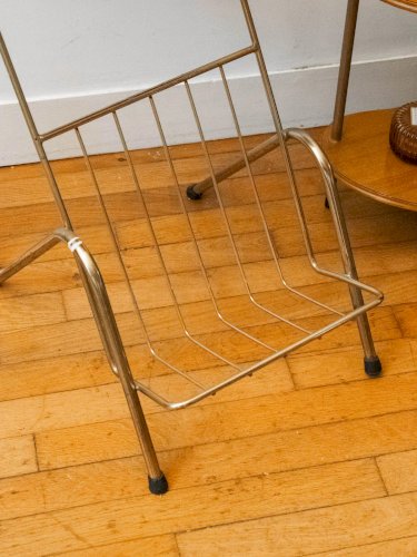 Hanna, la table d'appoint porte-documents N°734