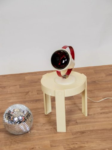 Hanna, la table d'appoint Prisunic N°88