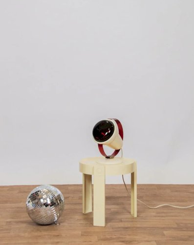 Hanna, la table d'appoint Prisunic N°88