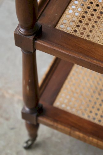 Henriette, la desserte cannée en bois N°151