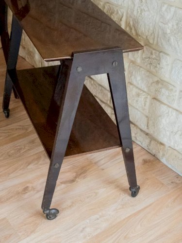 Henriette, la desserte en bois laqué N°144