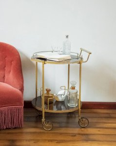 Henriette, the metal serving trolley No. 132