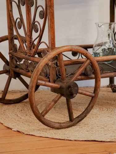 Henriette, la desserte en rotin N°166