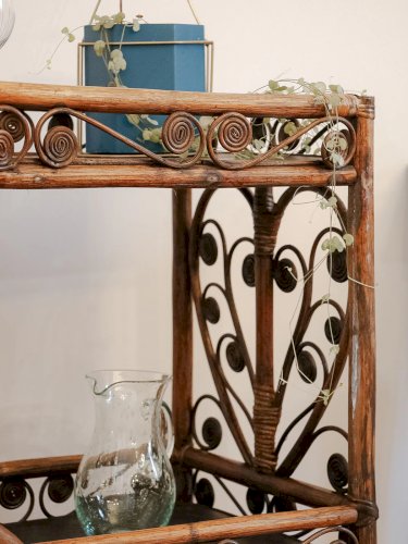 Henriette, la desserte en rotin N°166